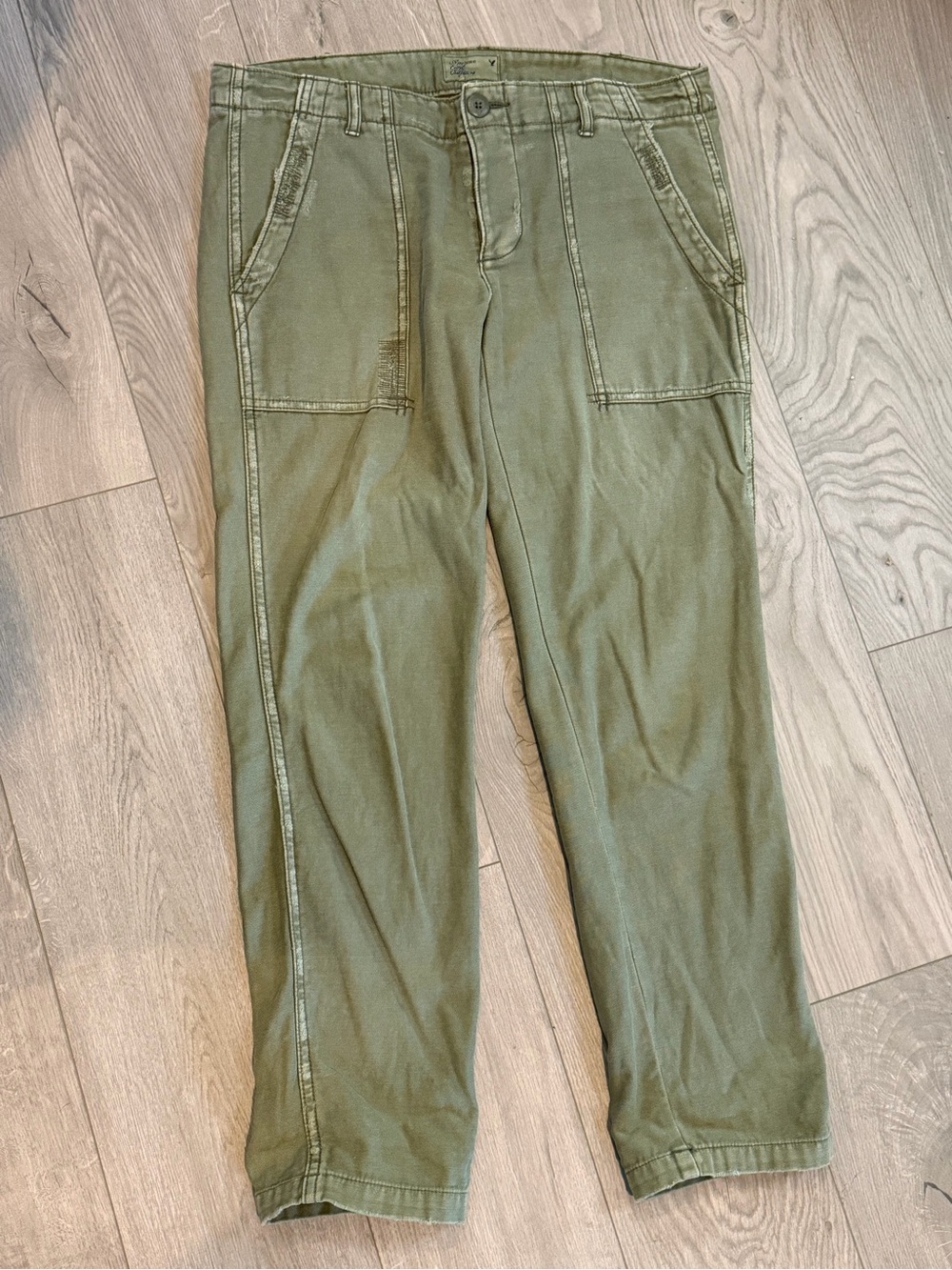 American Eagle Outfitters Olive Utility distressed Pants, sz 4